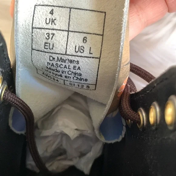 RARE Dr. Martens 1460 Pascal Eastern Art | US 6 - Picture 15 of 15